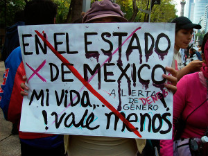 Protesta contra los feminicidios en el Estado de México. Foto: Especial